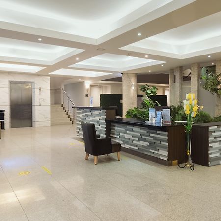 Sun Boutique Hotel Кута Экстерьер фото