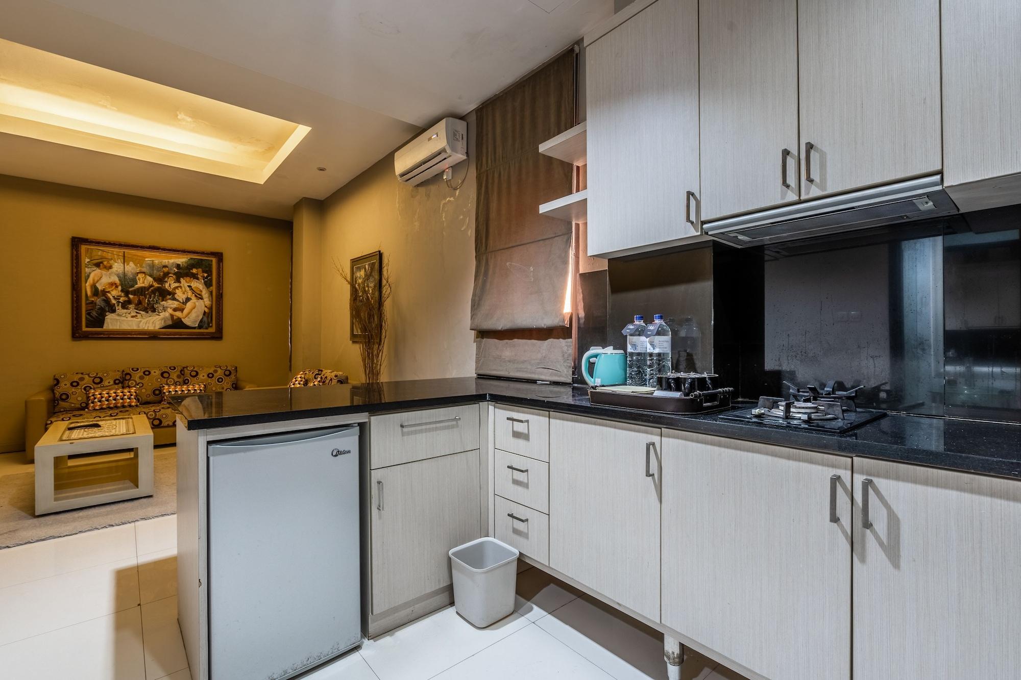 Sun Boutique Hotel Кута Экстерьер фото