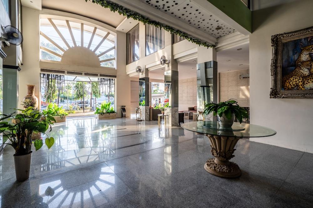 Sun Boutique Hotel Кута Экстерьер фото