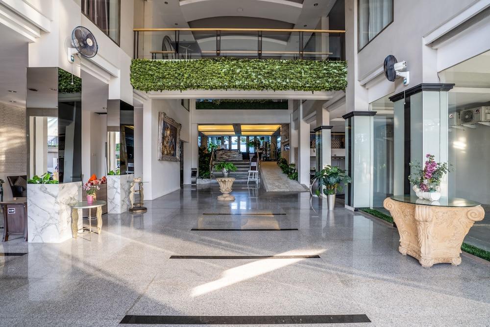 Sun Boutique Hotel Кута Экстерьер фото